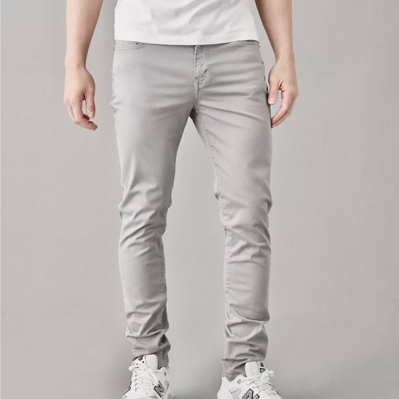 38/32 American Eagle Active Flex Skinny Chino Pants (Light Grey)